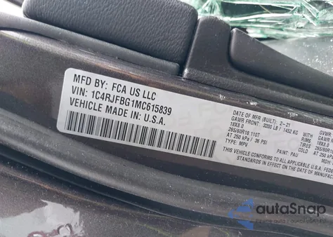 2021 Jeep Grand Cherokee Limited 4X4 z USA, uszkodzony, nr VIN 1C4RJFBG1MC615839